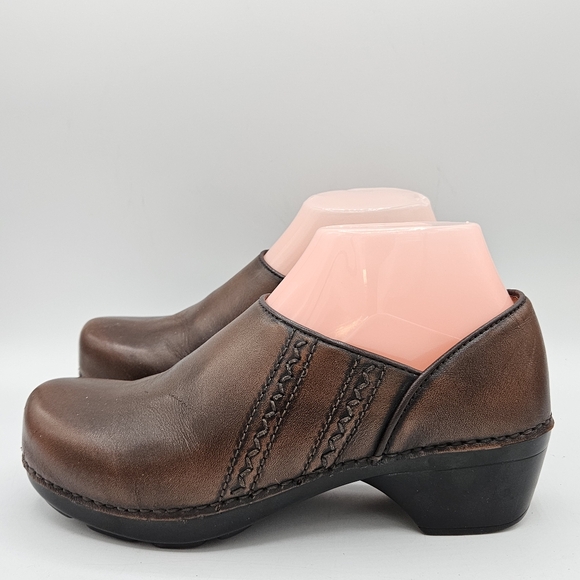 Dansko Shoes - Dansko Sienna antique brown a 2" heel size 37 US 6.5/7